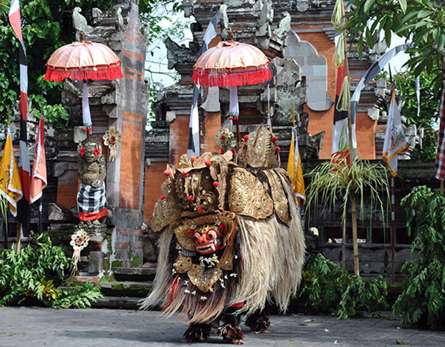 Barong Dance, Kintamani, Tampak Siring Temple